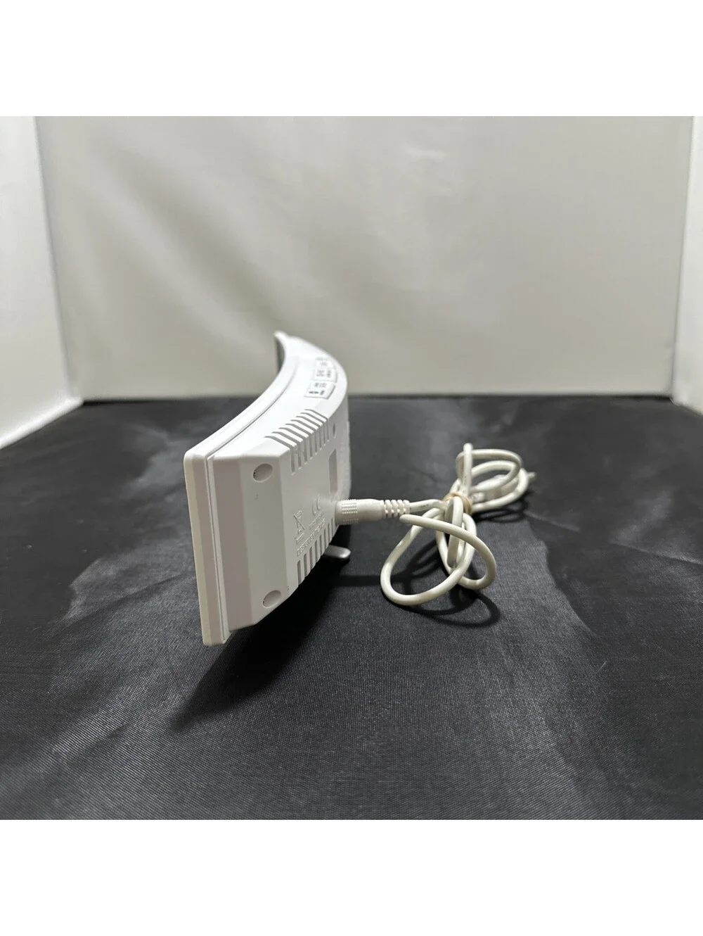 La Crosse Technology 602-247 Curve LED Alarm Clock Mirrored Lens W/ USB Cable